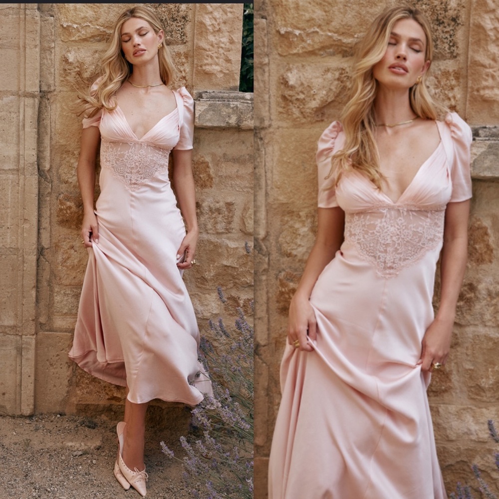House of CB 'Rafaela' Soft Peach Pure Silk & Lace Dress NWOT size S